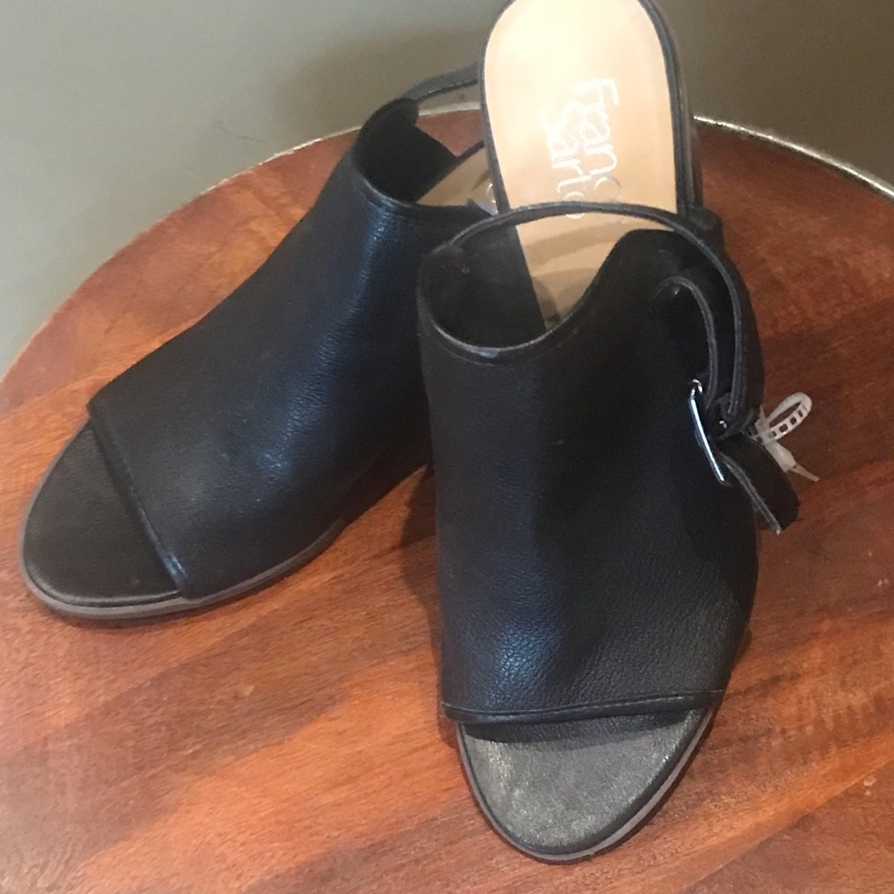 Really nice shoes elegant but casual at the same time!